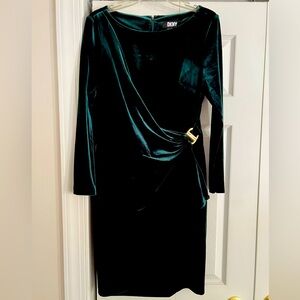 DKNY cocktail dress in deep green velvet. Great for the holidays or a wedding.